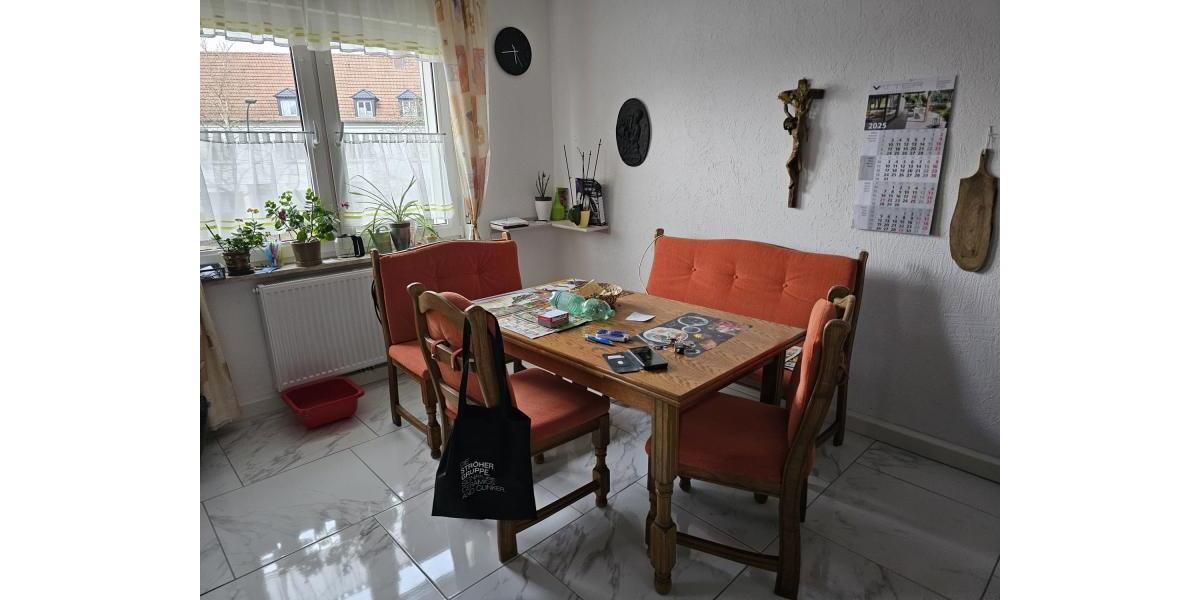 ObjNr:19658 - Gepflegte 2 Zimmer Eigentumswohnung in zentraler Lage; gute Vermietbarkeit als Anlageobjekt - Etagenwohnung Pirmasens Niedersimten | Angebot:19883680