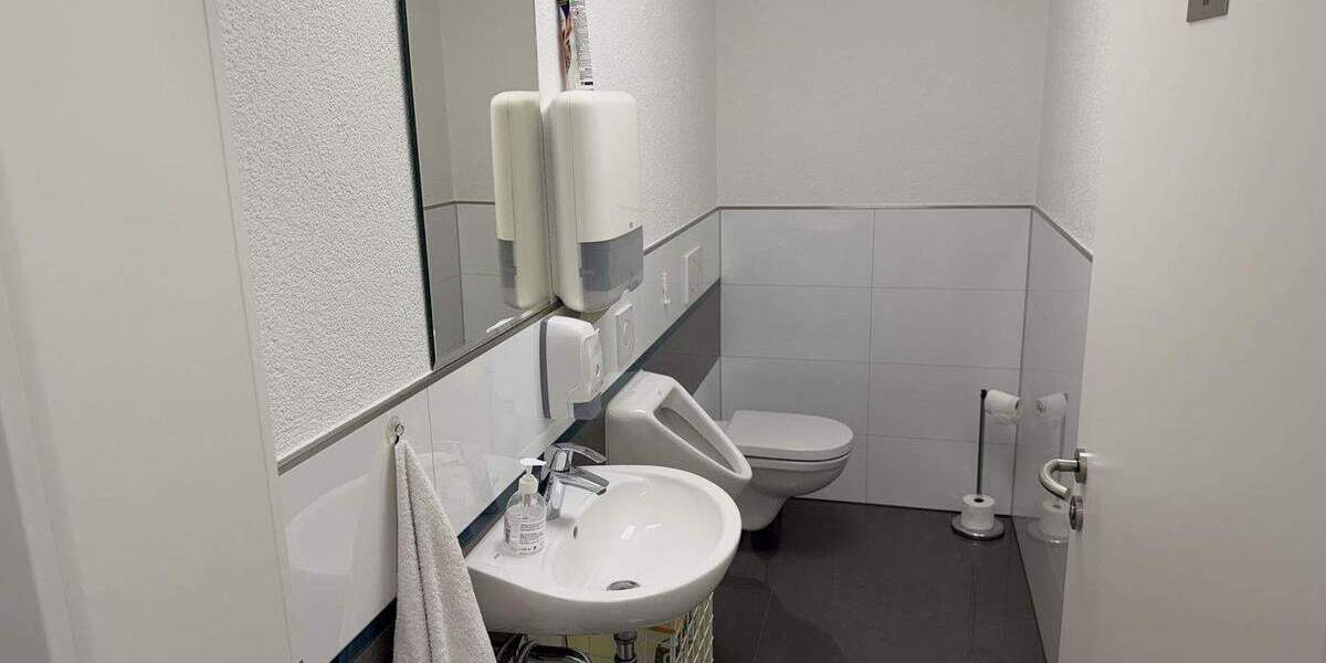 Gewerbeobjekt Schiffweiler Landsweiler - 2 Zimmer, 48 m&sup2;, 950&euro; | Angebot:25674615