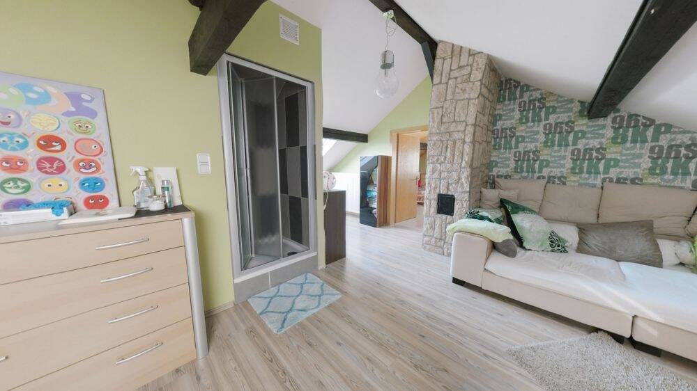 Mehrfamilienhaus, Wohnhaus Kirkel Limbach - 6 Zimmer, 210 m&sup2;, 364.000&euro; | Angebot:25680355