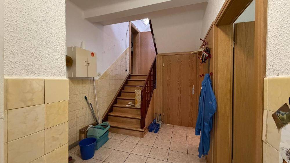 Einfamilienhaus Homburg Einöd - 4 Zimmer, 135 m&sup2;, 230.000&euro; | Angebot:25986443