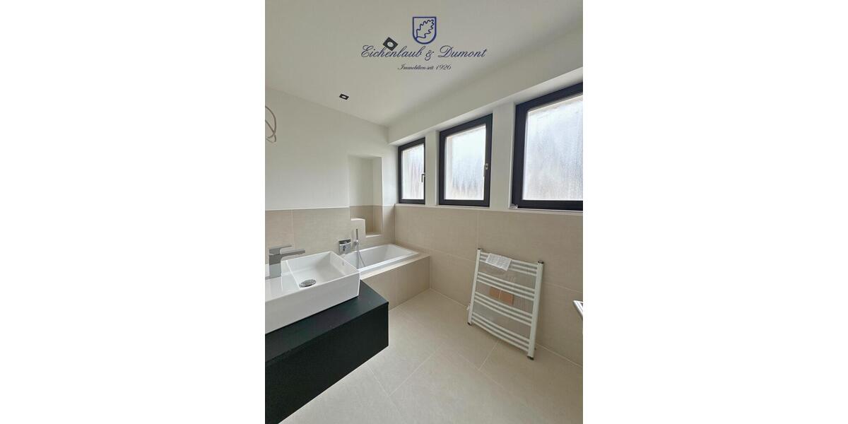 Etagenwohnung Saarbrücken Kieselhumes - 3 Zimmer, 114 m&sup2;, 1.590&euro; | Angebot:25985406