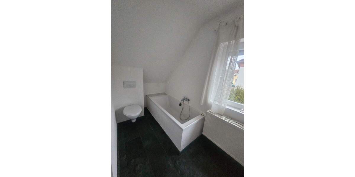 Einfamilienhaus Ottweiler - 5 Zimmer, 110 m&sup2;, 225.000&euro; | Angebot:25702877