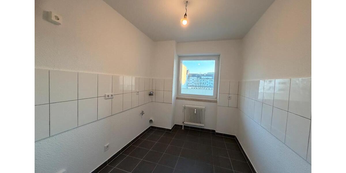 Etagenwohnung Saarbrücken Eschberg - 3 Zimmer, 73 m&sup2;, 693&euro; | Angebot:25355238