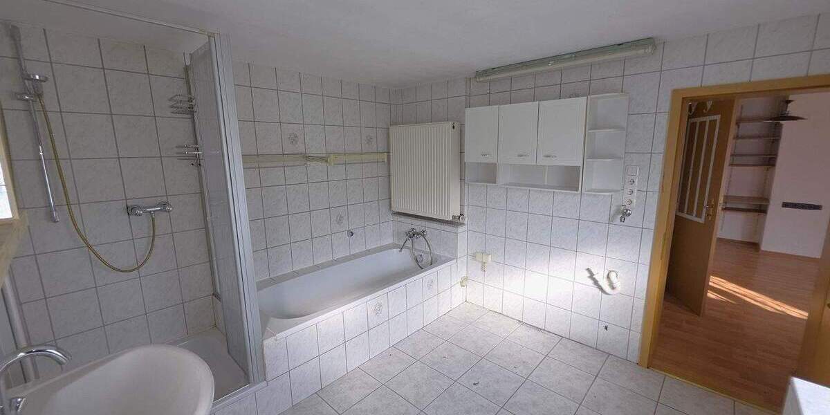 Doppelhaushälfte Saarland - Quierschied Fischbach - 5 Zimmer, 145 m&sup2;, 225.000&euro; | Angebot:25846095