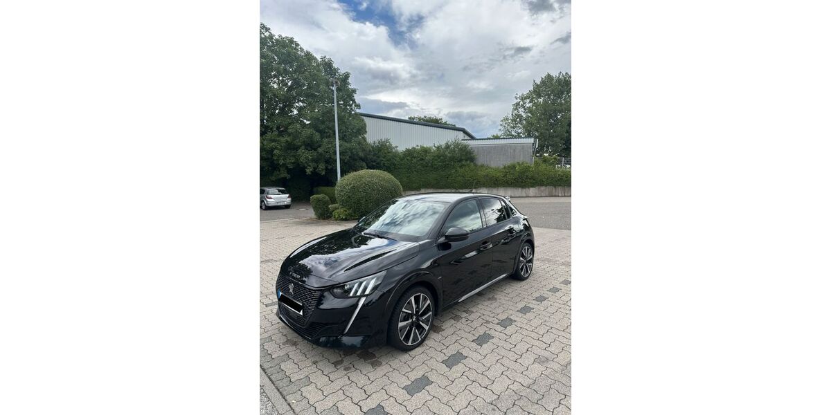 Peugeot 208 45.600 km 15.800 &euro; Pirmasens 66953