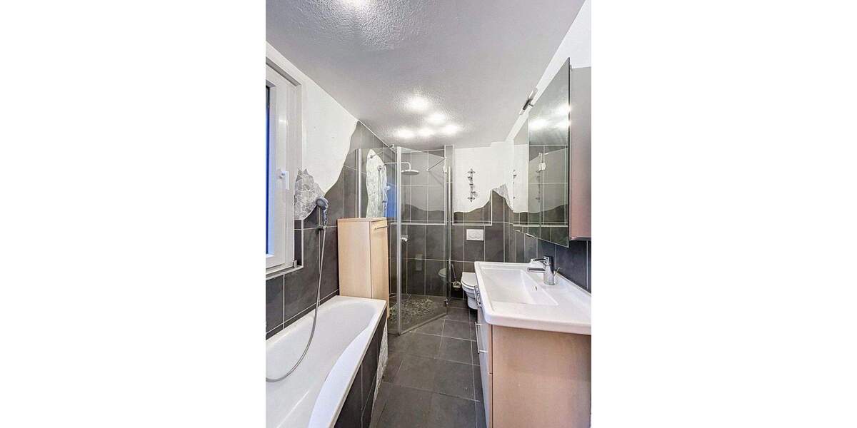 Doppelhaushälfte St.Ingbert St. Ingbert - 5 Zimmer, 138 m&sup2;, 298.000&euro; | Angebot:25760523