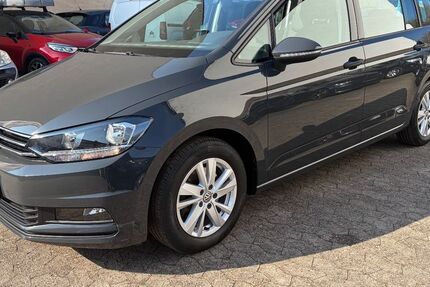 VW Touran 113.000 km 18.500 &euro; Saarbrücken 66115