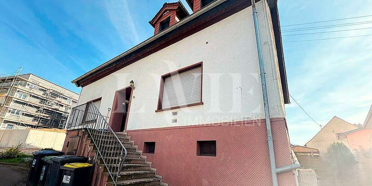 Einfamilienhaus Freisen - 5 Zimmer, 150 m&sup2;, 145.000&euro; | Angebot:24094177
