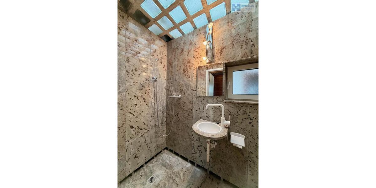 Dachgeschoßwohnung Homburg - 1 Zimmer, 60 m&sup2;, 690&euro; | Angebot:25251901