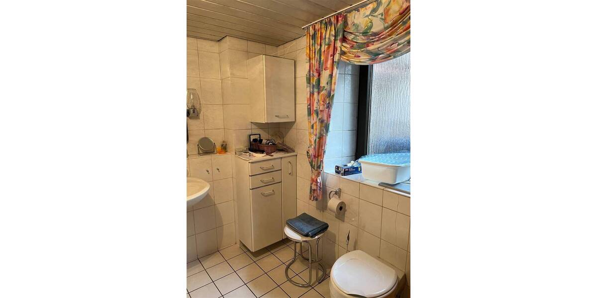 Mehrfamilienhaus, Wohnhaus Landstuhl - 6 Zimmer, 135 m&sup2;, 164.000&euro; | Angebot:26188212