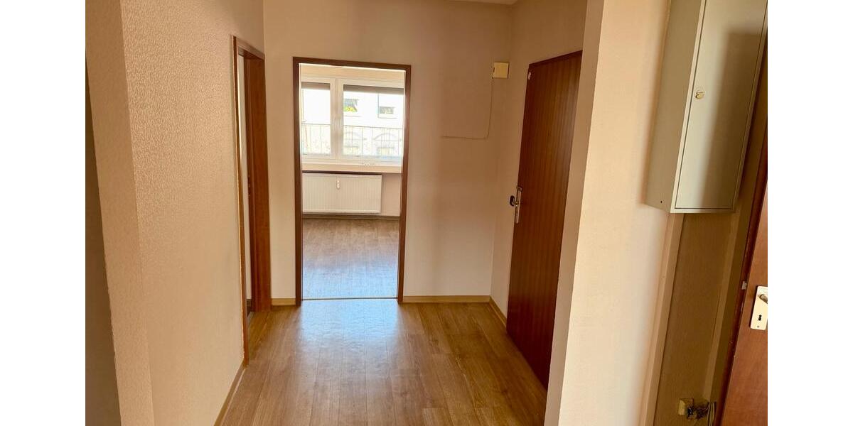 Etagenwohnung Riegelsberg - 3 Zimmer, 86 m&sup2;, 700&euro; | Angebot:25900931