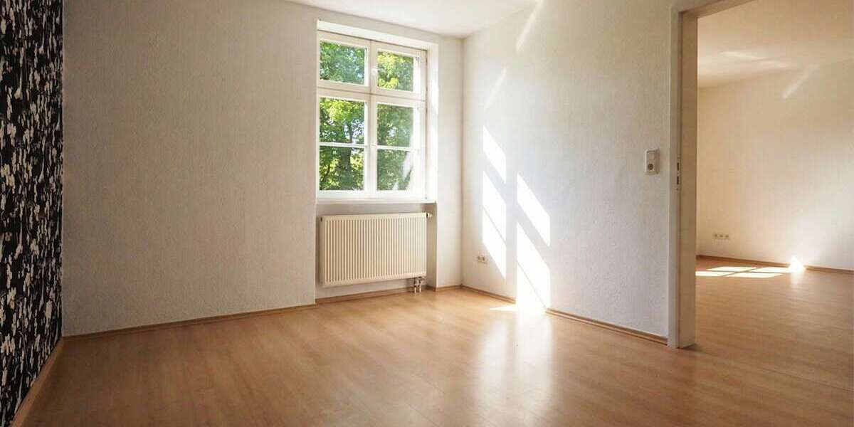 Etagenwohnung Quierschied - 2 Zimmer, 67 m&sup2;, 129.000&euro; | Angebot:25309320
