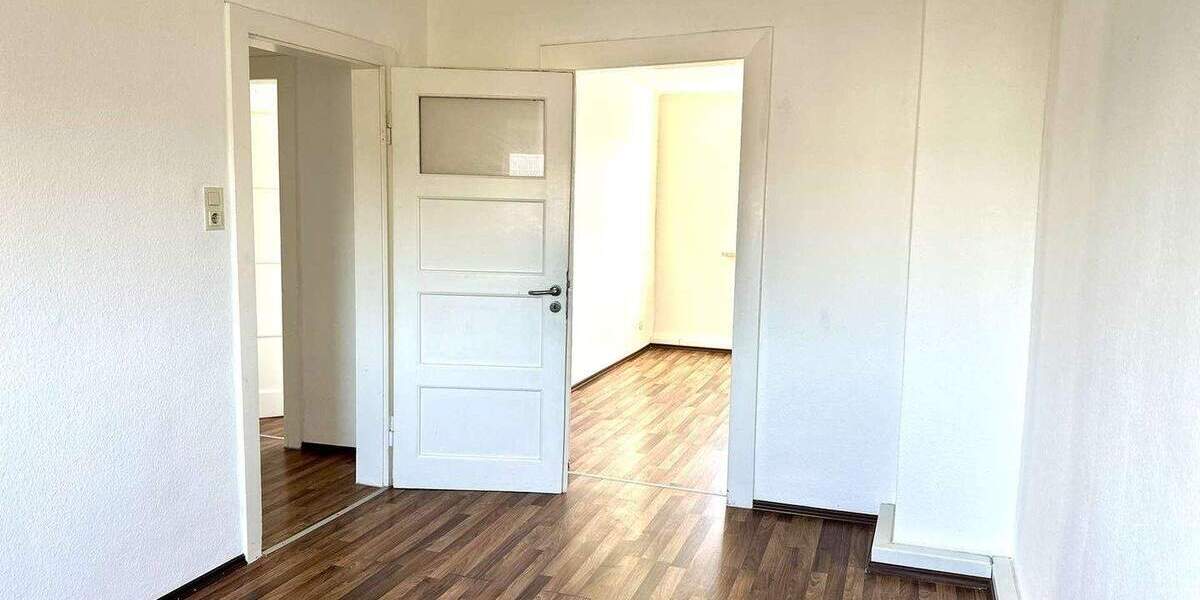 Etagenwohnung Zweibrücken - 6 Zimmer, 98 m&sup2;, 139.000&euro; | Angebot:25771920