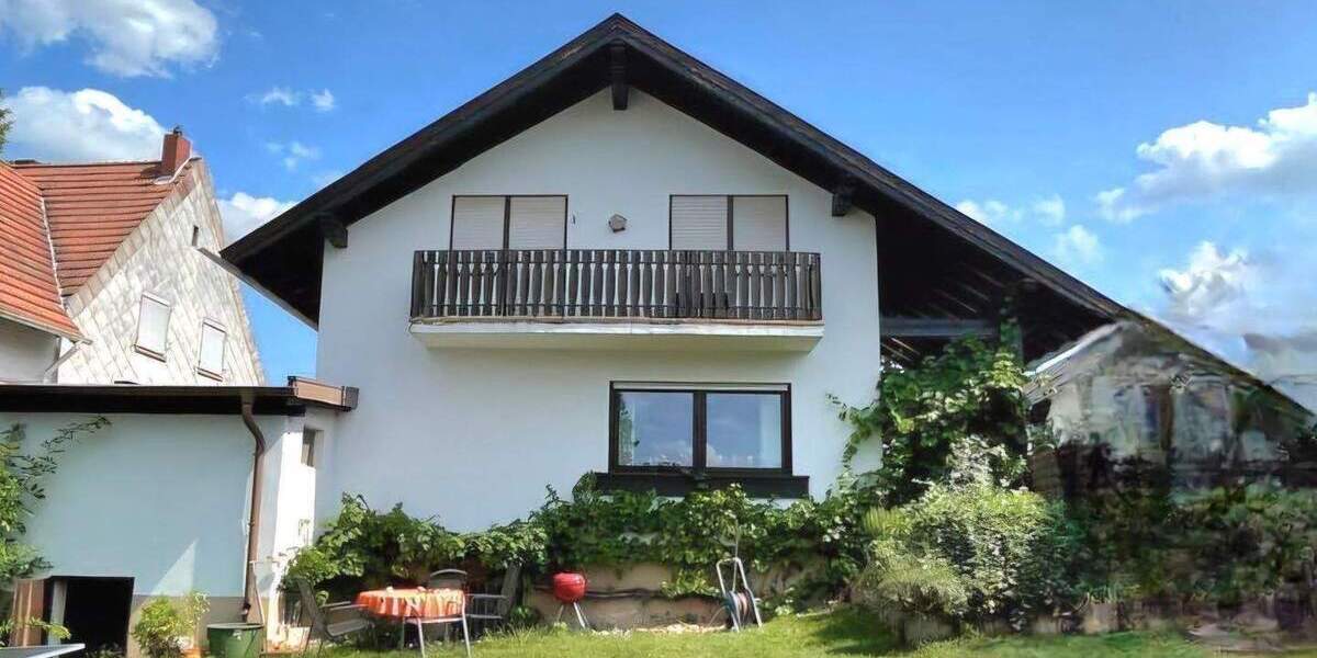 Mehrfamilienhaus, Wohnhaus Homburg Erbach - 5 Zimmer, 175 m&sup2;, 449.000&euro; | Angebot:26218704