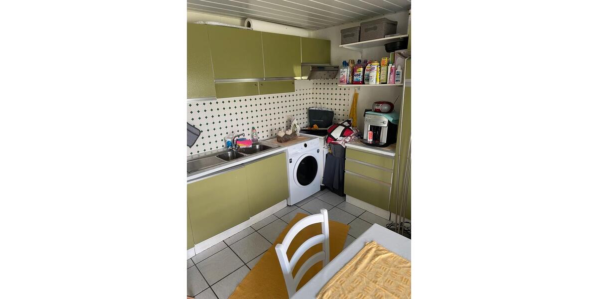 Reihenhaus Neunkirchen Heinitz - 8 Zimmer, 250 m&sup2;, 375.000&euro; | Angebot:23120743