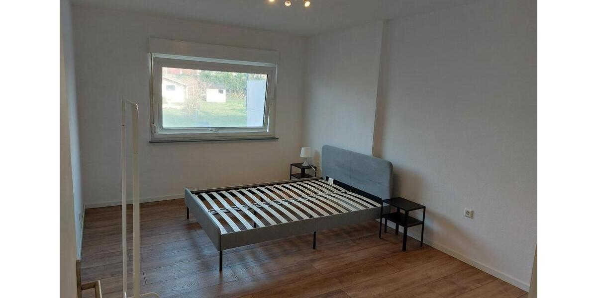 Etagenwohnung Pirmasens - 2 Zimmer, 57 m&sup2;, 450&euro; | Angebot:25971964