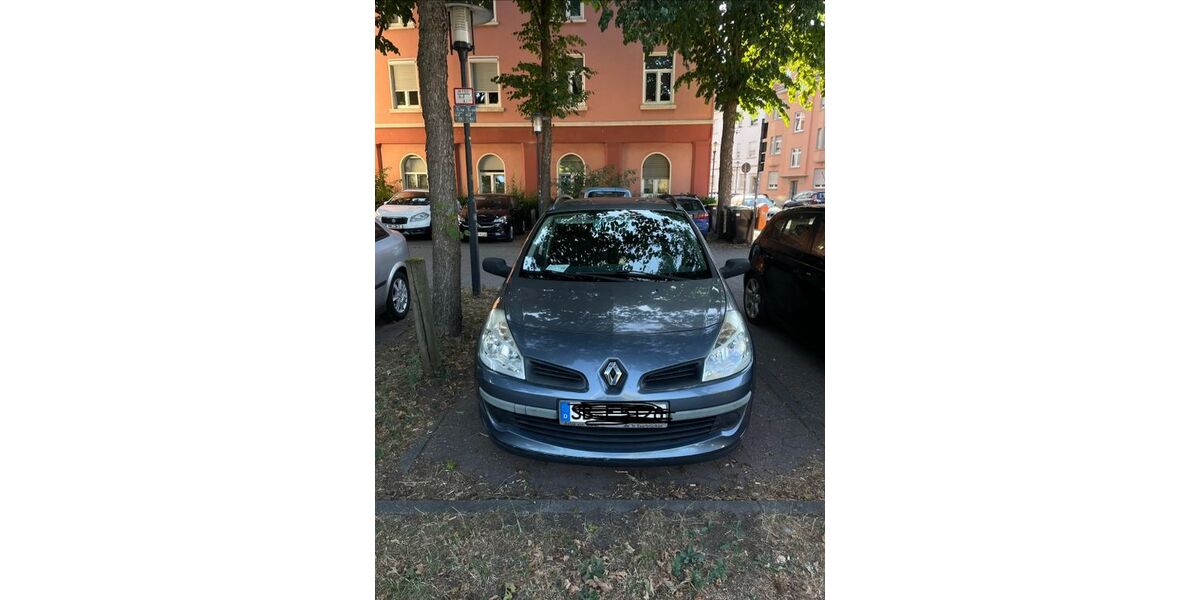 Renault Clio 145.200 km 1.900 &euro; Saarbrucken 66111