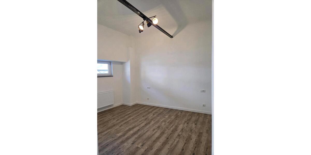 Erdgeschoßwohnung Friedrichsthal - 1 Zimmer, 63 m&sup2;, 820&euro; | Angebot:25404633