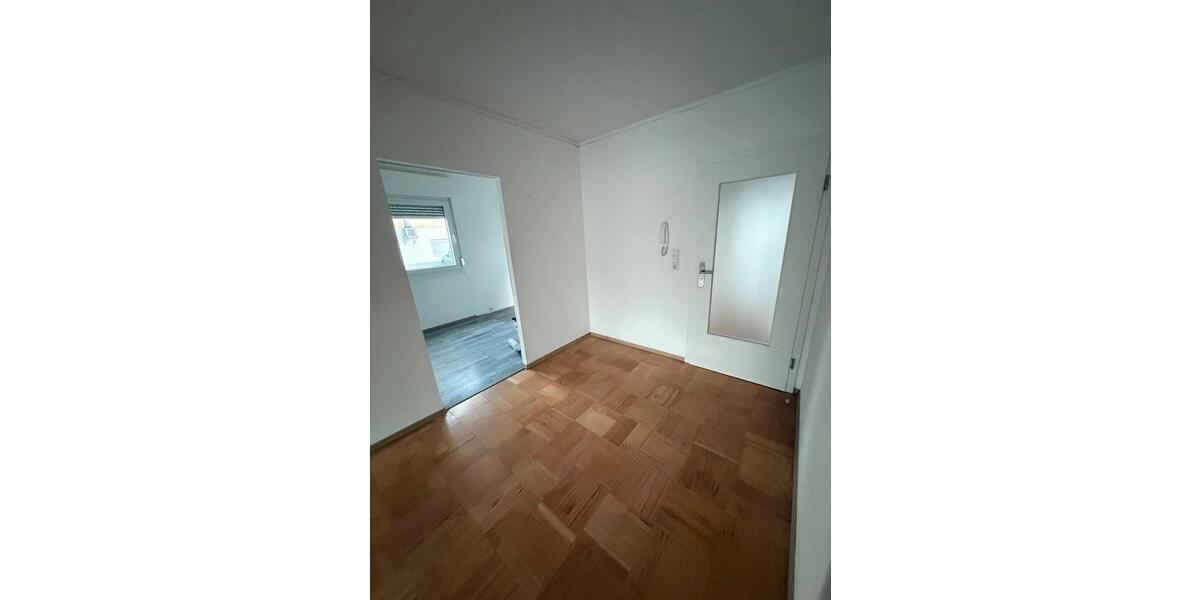 Etagenwohnung Sankt Ingbert - 3 Zimmer, 112 m&sup2;, 890&euro; | Angebot:26043674