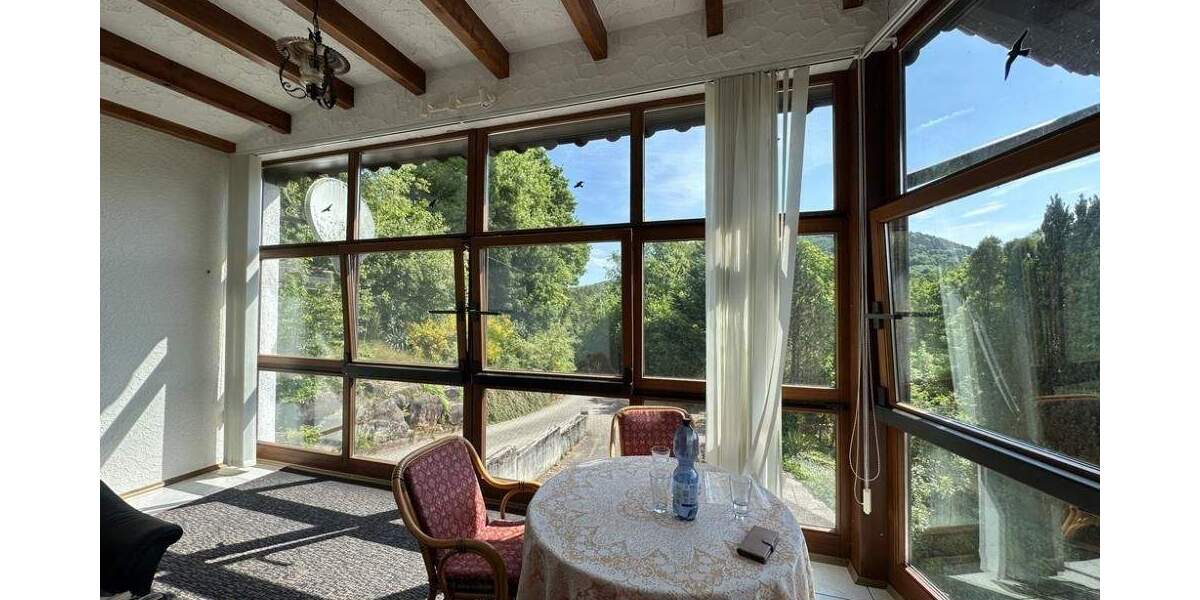 Mehrfamilienhaus, Wohnhaus Merzalben - 8 Zimmer, 255 m&sup2;, 239.000&euro; | Angebot:25777593