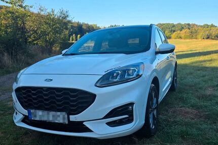 Ford Kuga 131.000 km 18.900 &euro; Wemmetsweiler 66589