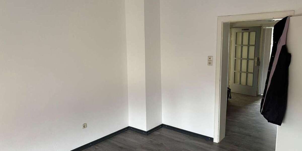 Etagenwohnung Pirmasens - 3 Zimmer, 83 m&sup2;, 500&euro; | Angebot:25941616