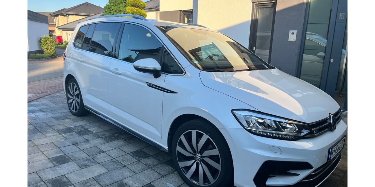 VW Touran 136.500 km 19.900 &euro; Waldmohr 66914