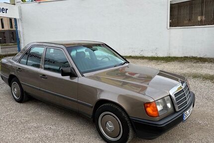 Mercedes-Benz 230 172.000 km 9.000 &euro; Saarbrücken 66115