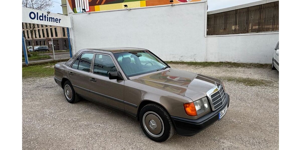 Mercedes-Benz 230 172.000 km 9.000 &euro; Saarbrücken 66115