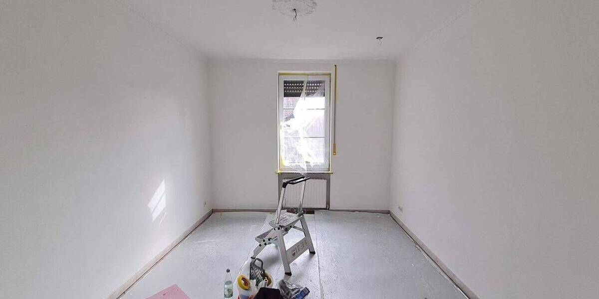 Etagenwohnung Saarbrücken St Arnual - 5 Zimmer, 98 m&sup2;, 1.000&euro; | Angebot:26928735