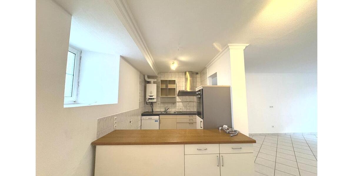 Etagenwohnung Landstuhl - 2 Zimmer, 98 m&sup2;, 1.050&euro; | Angebot:25780405