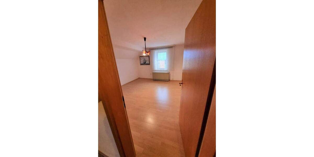 Mehrfamilienhaus, Wohnhaus Pirmasens Gersbach - 7 Zimmer, 196 m&sup2;, 149.000&euro; | Angebot:25745668