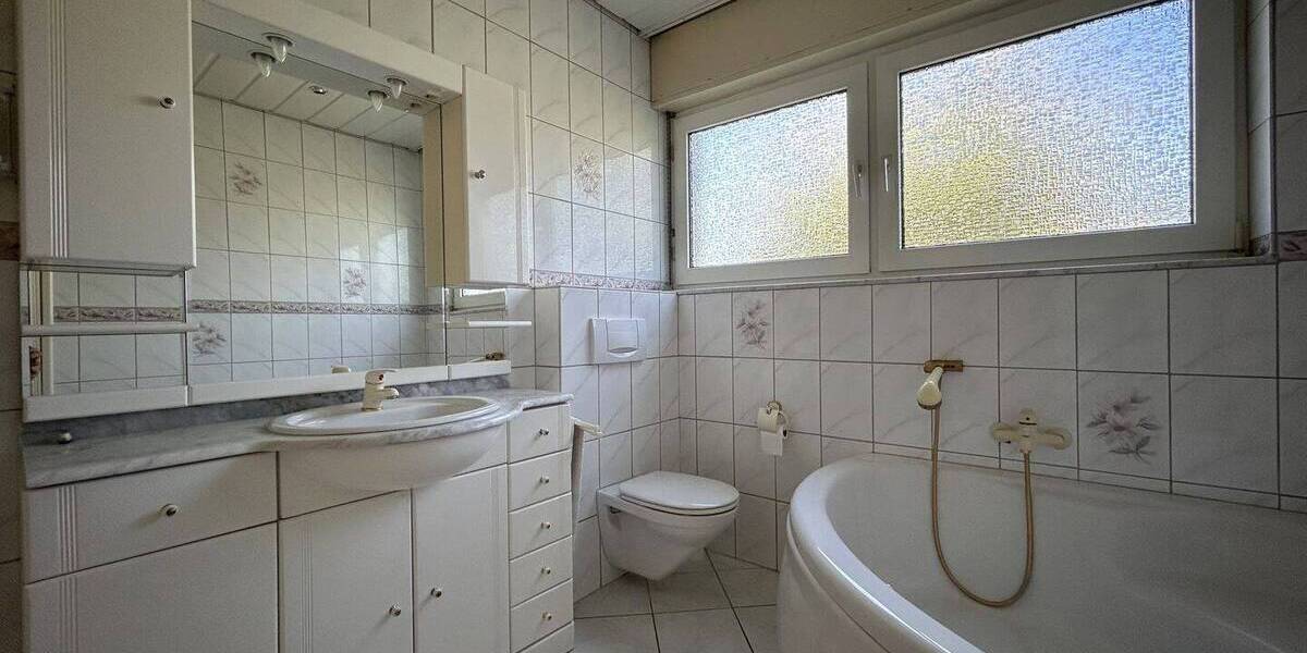Einfamilienhaus Homburg Bruchhof - 5 Zimmer, 110 m&sup2;, 299.000&euro; | Angebot:26929554