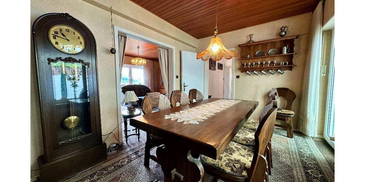 Einfamilienhaus Waldfischbach - 5 Zimmer, 151 m&sup2;, 215.000&euro; | Angebot:26230943