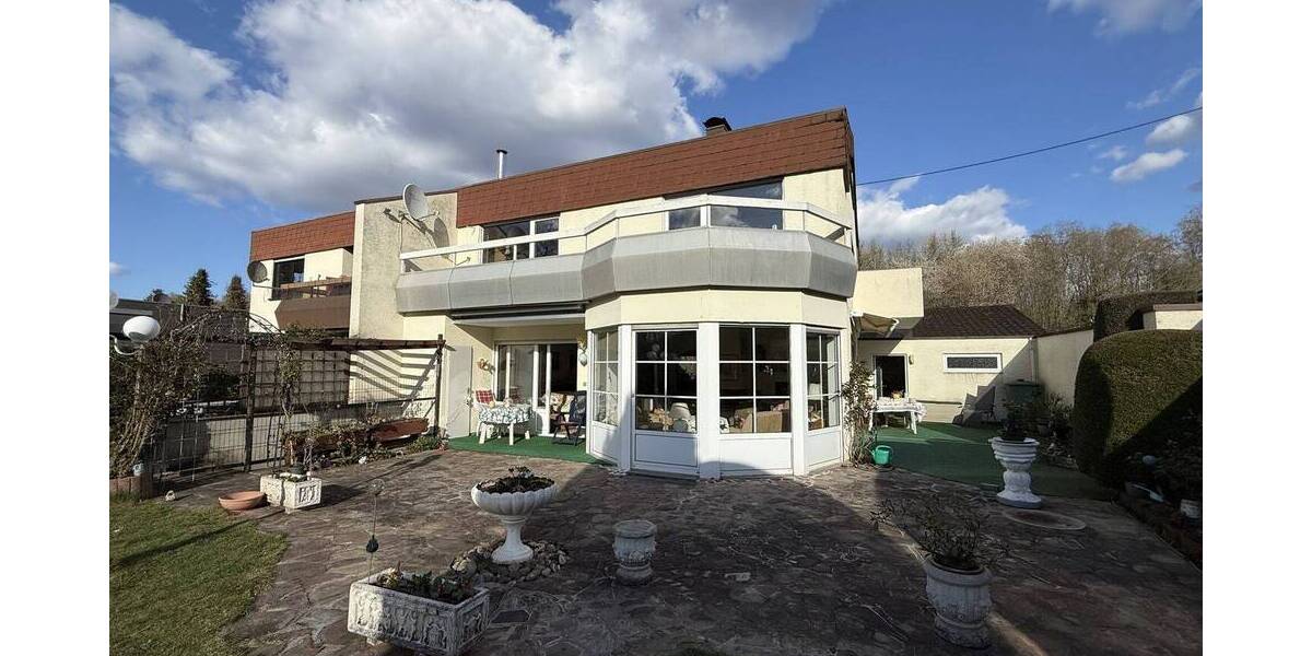 Doppelhaushälfte Saarbrücken / Dudweiler Dudweiler - 8 Zimmer, 196 m&sup2;, 449.000&euro; | Angebot:26207301