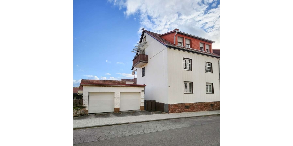 Vielseitiges Mehrfamilienhaus ideal für Kapitalanleger oder Selbstnutzer, Zweibrücken Niederauerbach - Mehrfamilienhaus, Wohnhaus Zweibrücken | Angebot:27159281