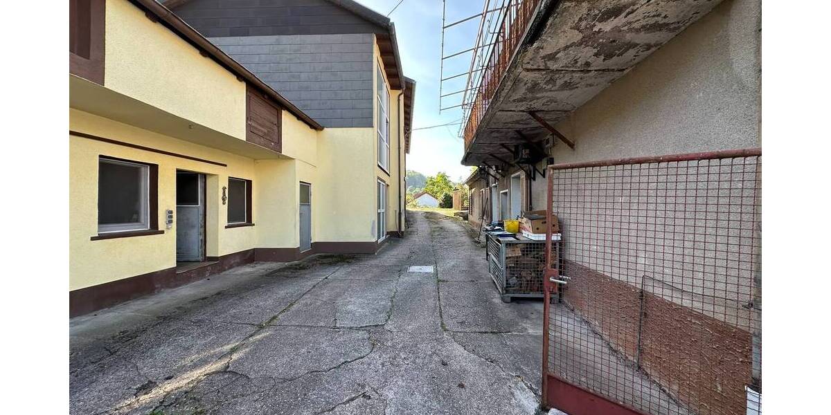 Mehrfamilienhaus, Wohnhaus Eppenbrunn - 1 Zimmer, 335 m&sup2;, 349.000&euro; | Angebot:25683687