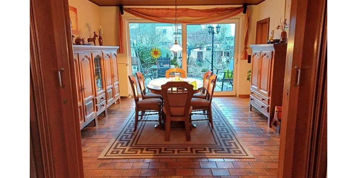 Mehrfamilienhaus, Wohnhaus Sankt Ingbert Rohrbach - 6 Zimmer, 225 m&sup2;, 345.000&euro; | Angebot:26093460