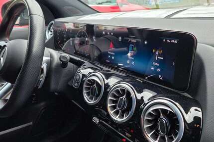 Mercedes-Benz GLA 180 26.000 km 33.900 &euro; Clausen 66978