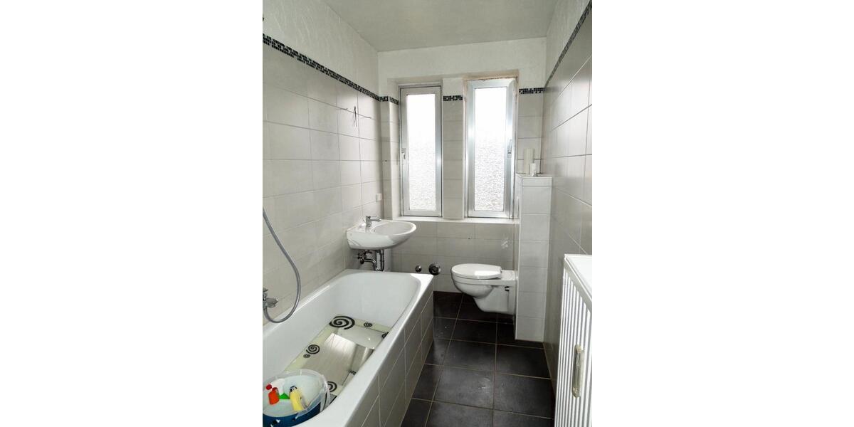 Mehrfamilienhaus, Wohnhaus Neunkirchen - 27 Zimmer, 610 m&sup2;, 750.000&euro; | Angebot:25171366