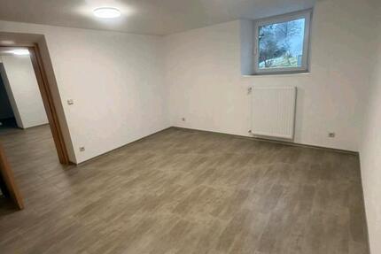 Wohnung Saarbrücken Brebach-Fechingen - 3 Zimmer, 60 m&sup2;, 430&euro; | Angebot:25387104
