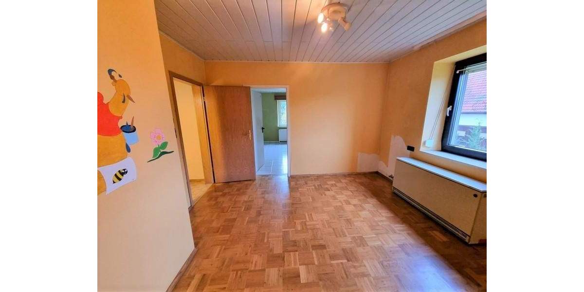 Mehrfamilienhaus, Wohnhaus Pirmasens Gersbach - 7 Zimmer, 196 m&sup2;, 149.000&euro; | Angebot:25745668