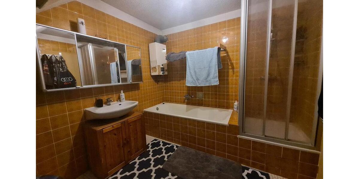 Mehrfamilienhaus, Wohnhaus Gries - 6 Zimmer, 168 m&sup2;, 159.000&euro; | Angebot:20606081