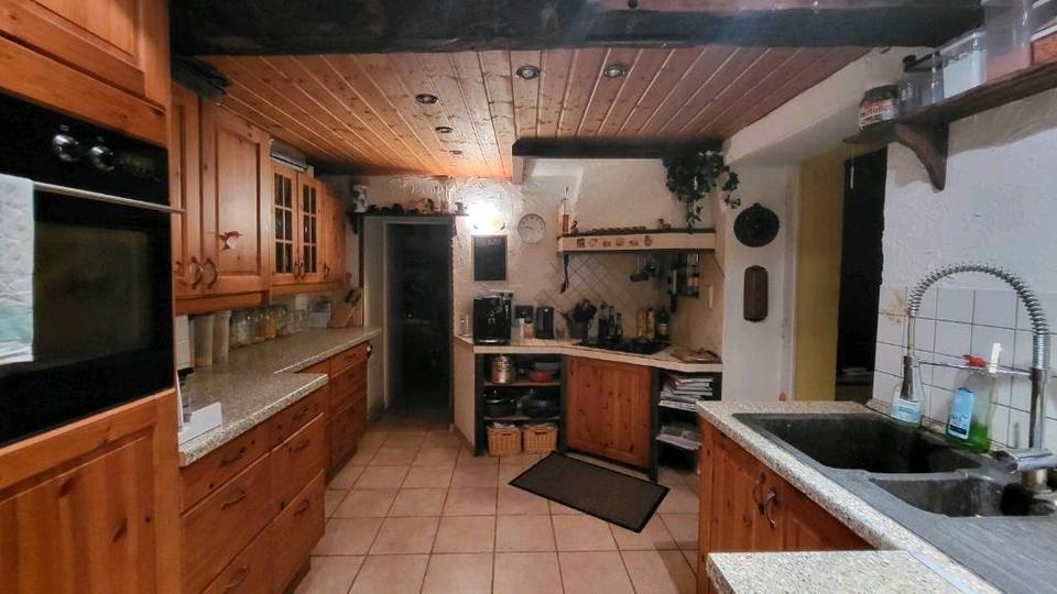 Bauernhaus, Landhaus Saarbrücken - 6 Zimmer, 131 m&sup2;, 290.000&euro; | Angebot:27102524