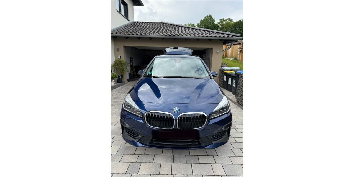 BMW 218 Gran Tourer 123.000 km 14.900 &euro; Illingen 66557