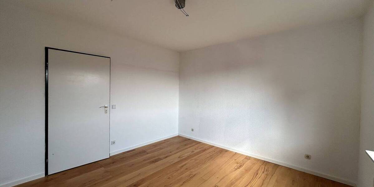 Etagenwohnung Saarbrücken Dudweiler - 2 Zimmer, 65 m&sup2;, 119.000&euro; | Angebot:25929207