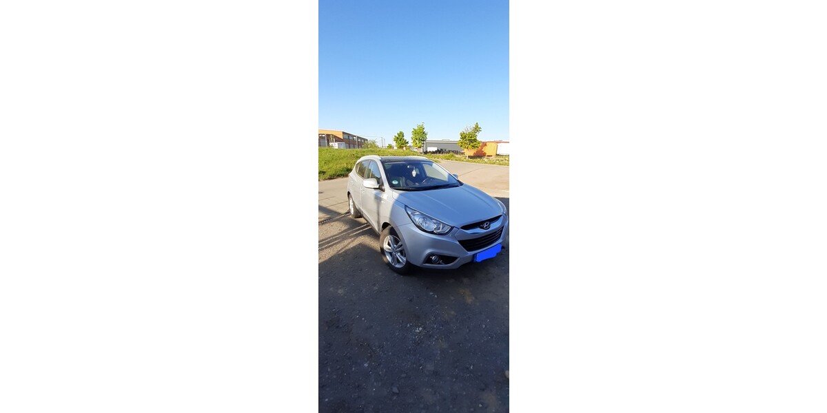 Hyundai IX35 180.000 km 9.000 &euro; Dellfeld 66503