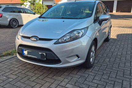 Ford Fiesta 156.000 km 2.700 &euro; Blieskastel 66440