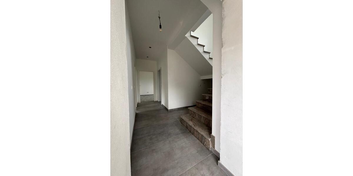 Einfamilienhaus Quierschied - 4.5 Zimmer, 119 m&sup2;, 275.000&euro; | Angebot:23382078