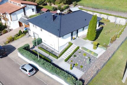Haus Höheinöd - 7.5 Zimmer, 263 m&sup2;, 430.000&euro; | Angebot:24292423